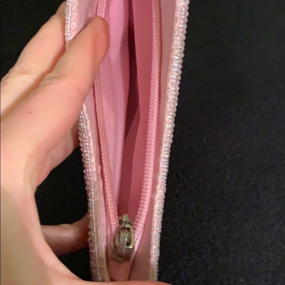 Purse - Picture 3 of 4